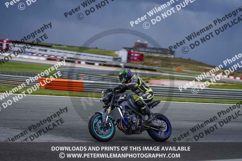 cadwell no limits trackday;cadwell park;cadwell park photographs;cadwell trackday photographs;enduro digital images;event digital images;eventdigitalimages;navarra;no limits trackdays;peter wileman photography;racing digital images;trackday digital images;trackday photos